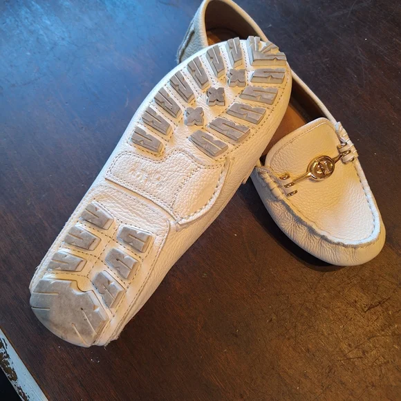 COACH Loafers Crosby Driver Turnlock Cream Pebble  Leather w Gold Size 6 VGC - Picture 4 of 4